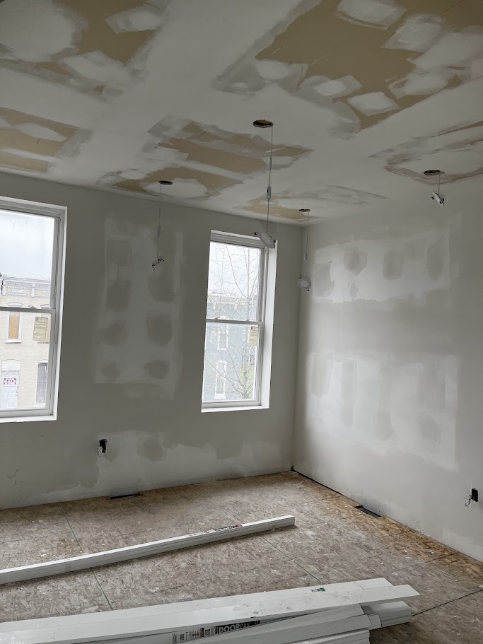 153X N Wolf St 3