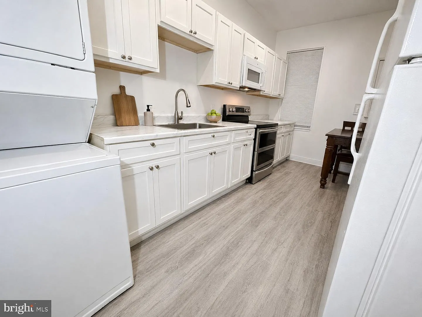 194X W. Mosher St 3