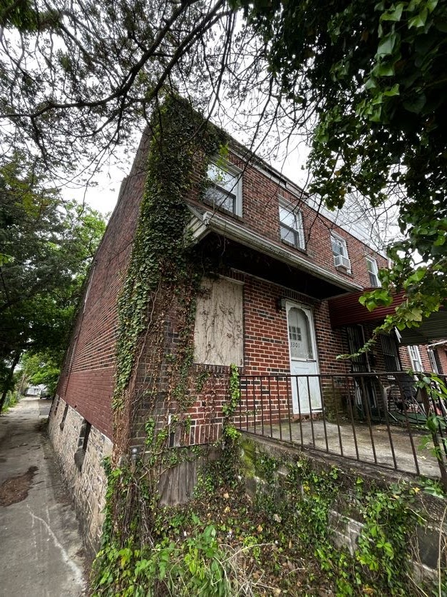 Single Family at 330X Elbert Ave, Baltimore , MD — 3 bedroom 0.5 bathroom